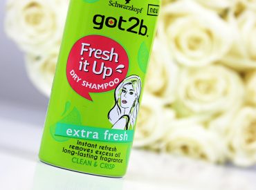 Are you searching for a quick way to refresh your hair without washing it? I’m perfectly aware that women’s biggest problem in summer is flat hair that gets oily twice as quickly. Recently, I stumbled upon a cosmetic novelty – got2b Fresh it Up Dry Shampoos. Ideal when: I need to immediately refresh my hairdo. […]