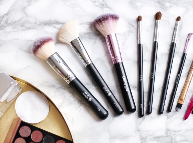 How to choose make-up brushes?