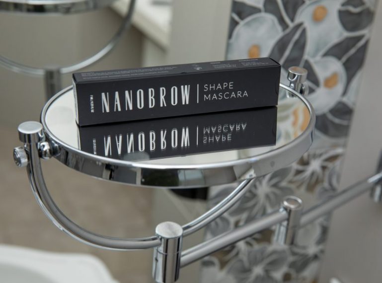 Nanobrow Shape Mascara: Brow Mascara That Keeps Me Stunned